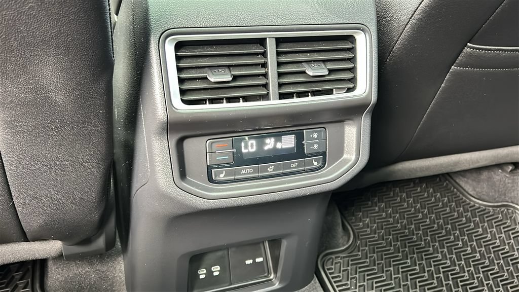 Used 2026 Volkswagen Atlas SEL AWD/4WD image 26