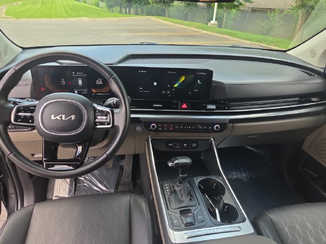 Certified 2026 Kia Carnival FWD image 19