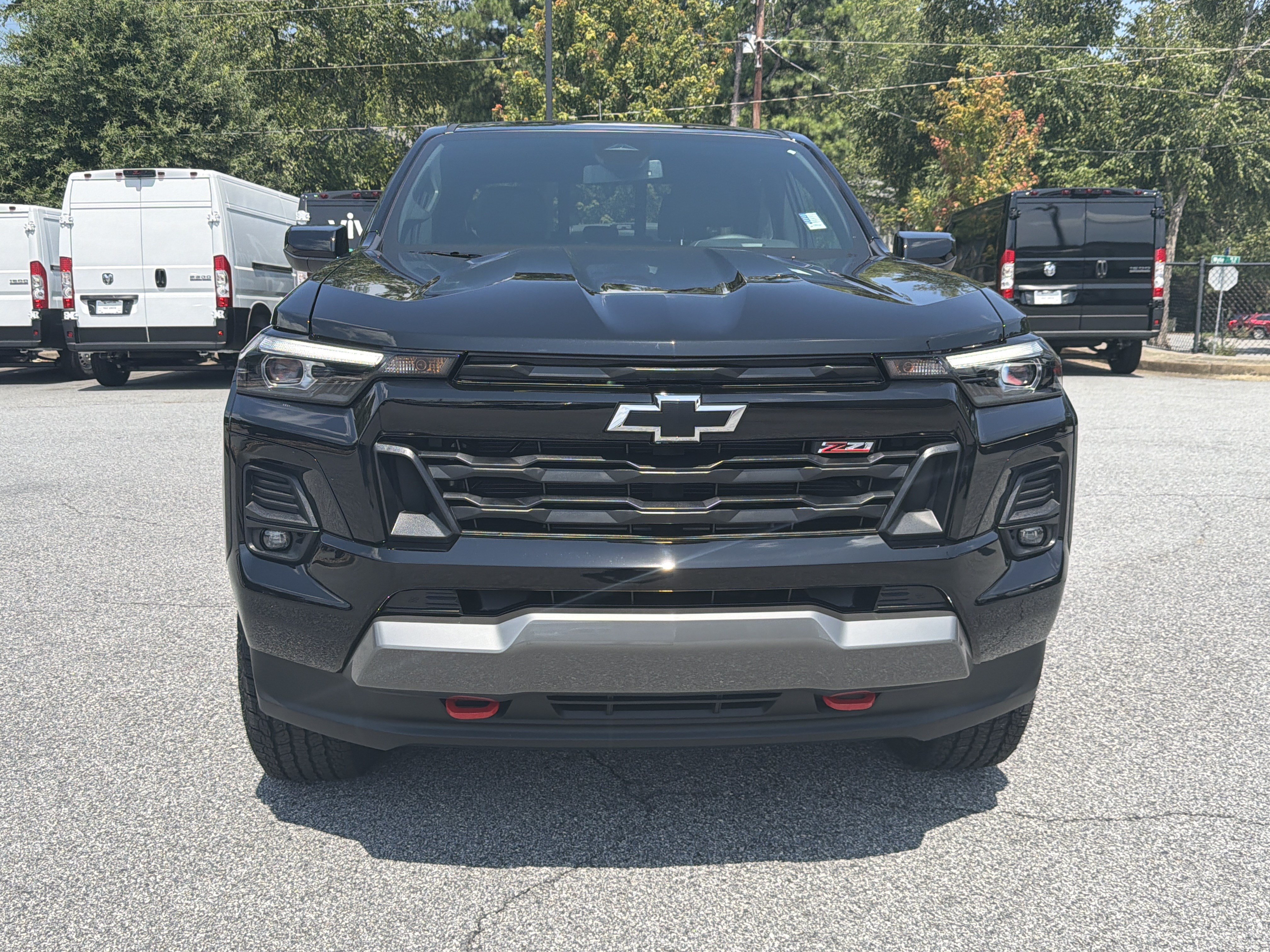 Used 2026 Chevrolet Colorado Z71 w/ Z71 Convenience Package 2 AWD/4WD image 2