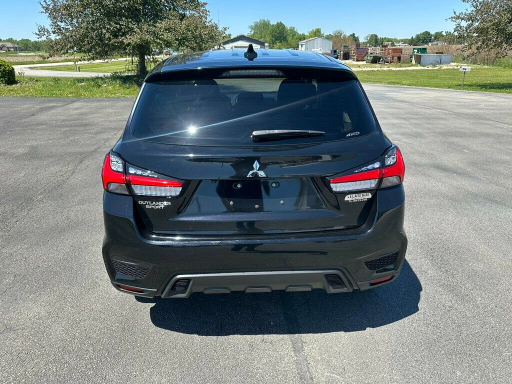 Used 2022 Mitsubishi Outlander Sport ES AWD/4WD image 4