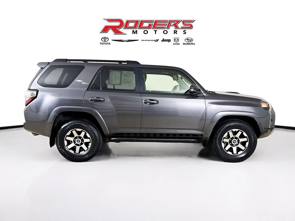 Certified 2019 Toyota 4Runner TRD Off-Road Premium AWD/4WD image 14