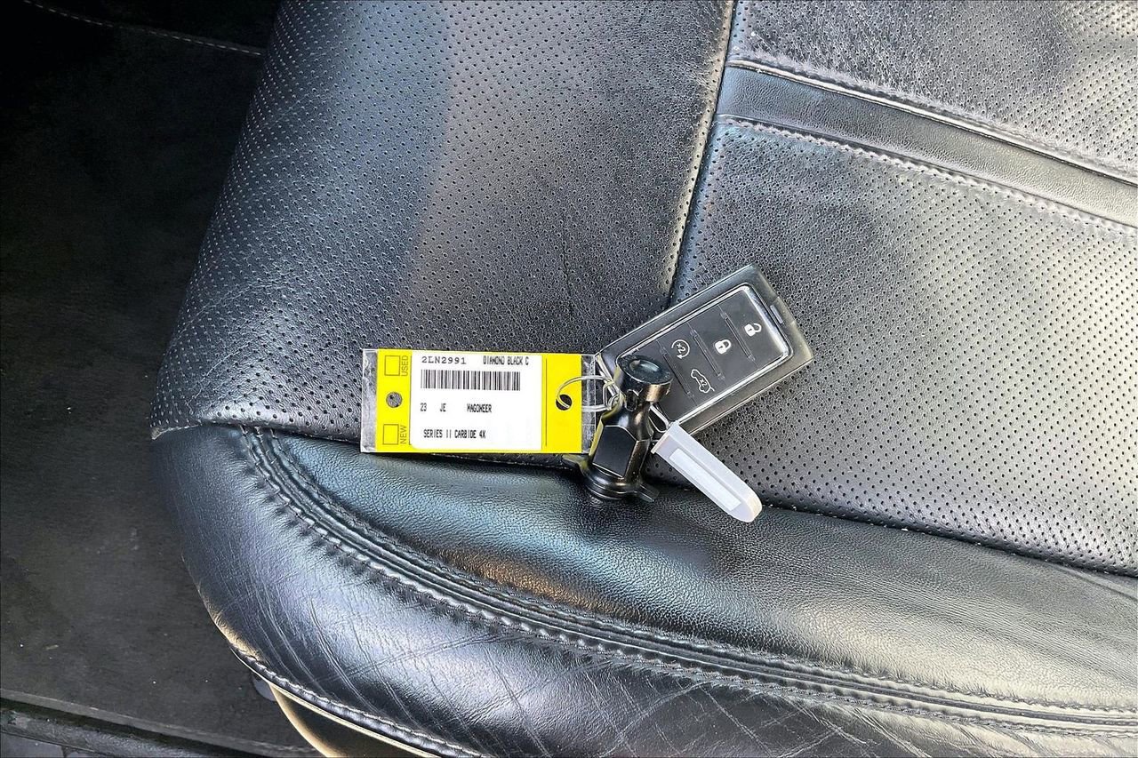 Used 2023 Jeep Wagoneer Series II image 35