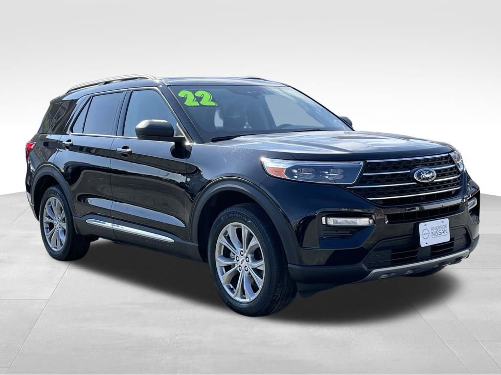 Used 2022 Ford Explorer XLT w/ Equipment Group 202A AWD/4WD image 3