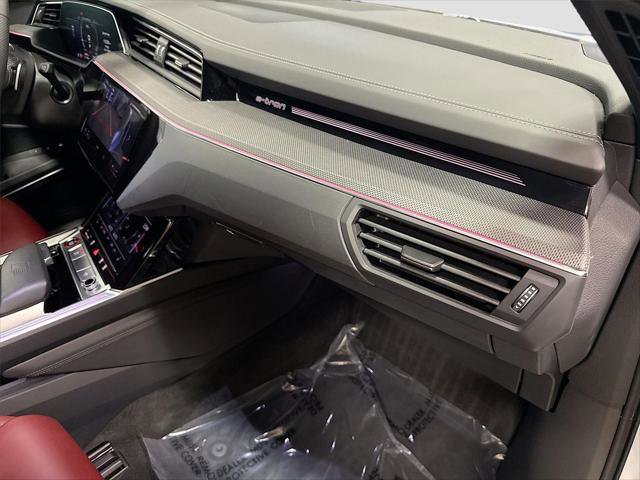 Used 2023 Audi e-tron S Prestige w/ Prestige Package AWD/4WD image 30