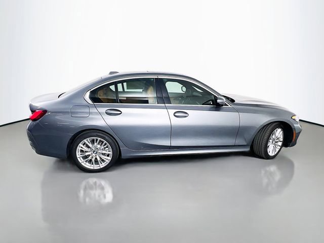 Used 2024 BMW 330i xDrive Sedan w/ Premium Package image 9