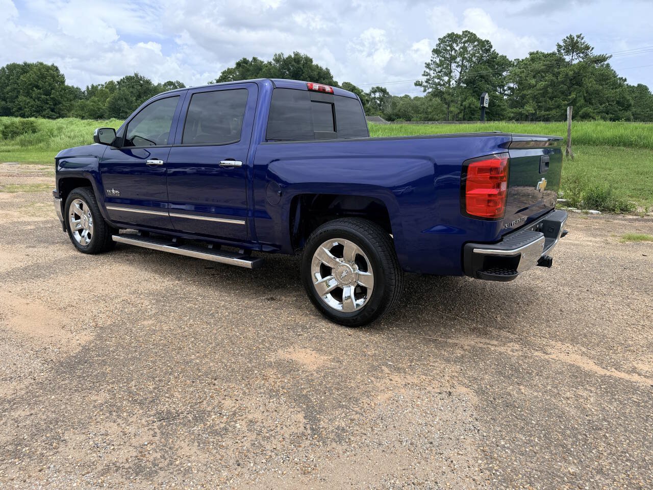 Used 2014 Chevrolet Silverado 1500 LTZ w/ Texas Edition, 1LZ Trim RWD image 3