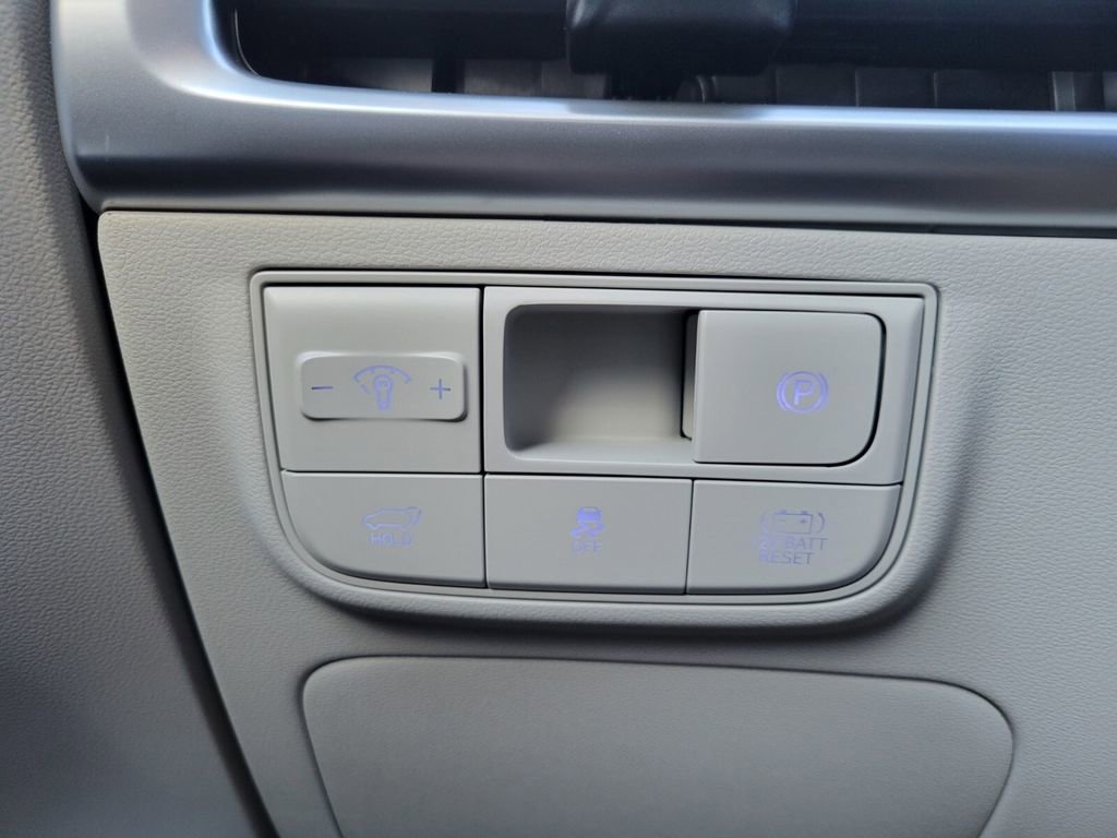 New 2026 Hyundai Tucson Limited w/ Tow & Go Package image 21