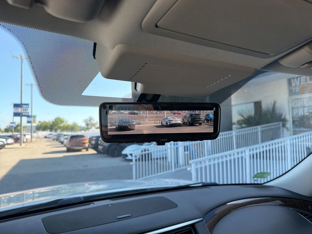 Used 2019 Nissan Armada Platinum image 23