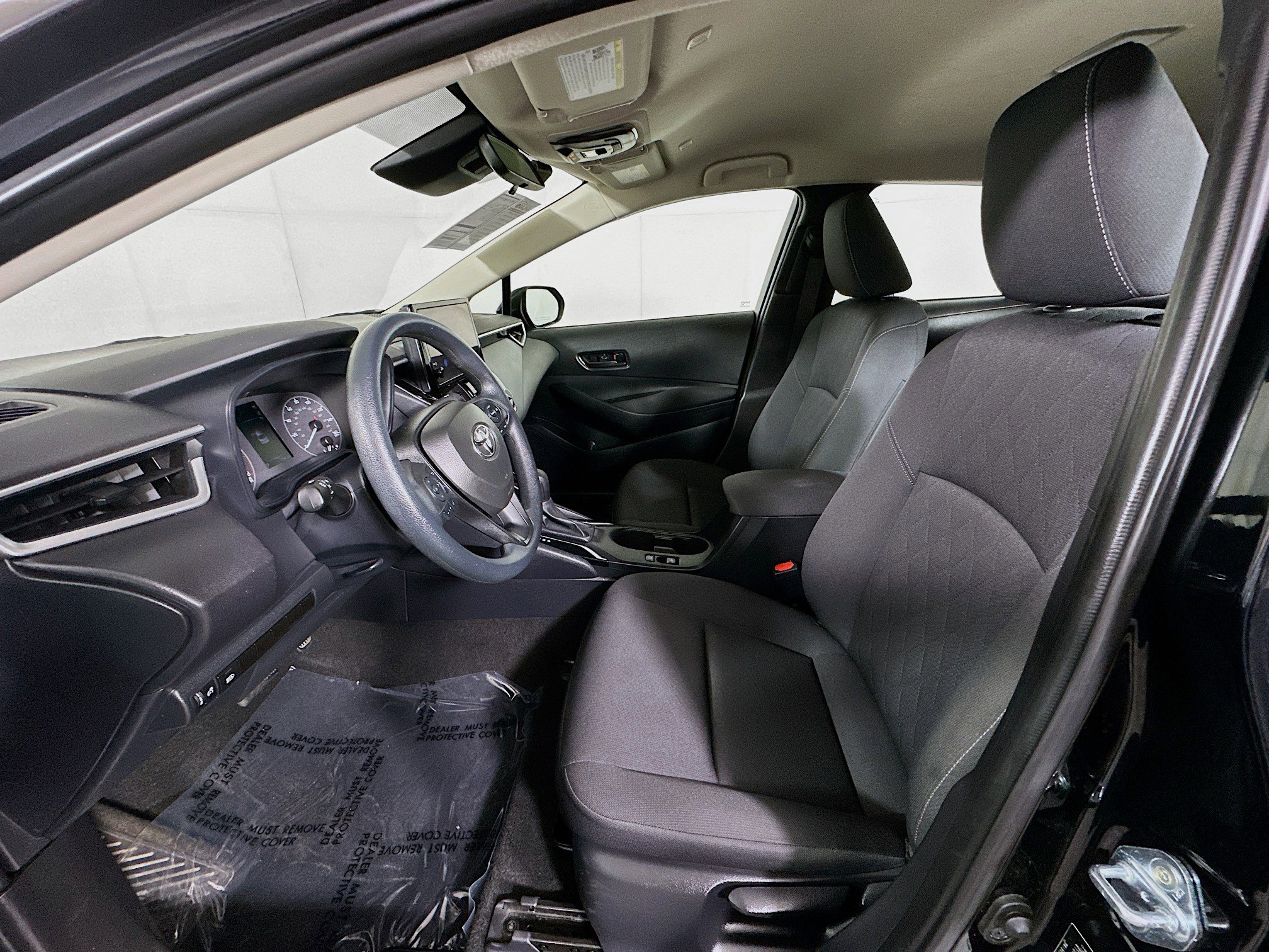 Used 2024 Toyota Corolla LE image 12