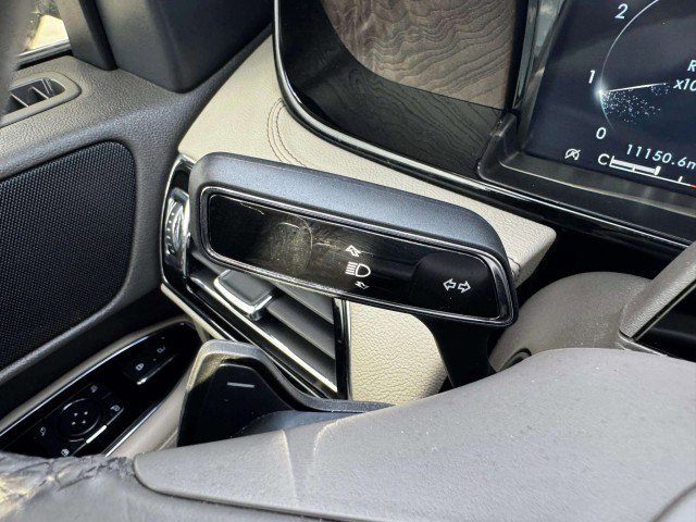 Used 2023 Lincoln Navigator Reserve image 24