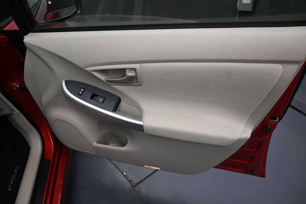 Used 2013 Toyota Prius Three FWD image 31