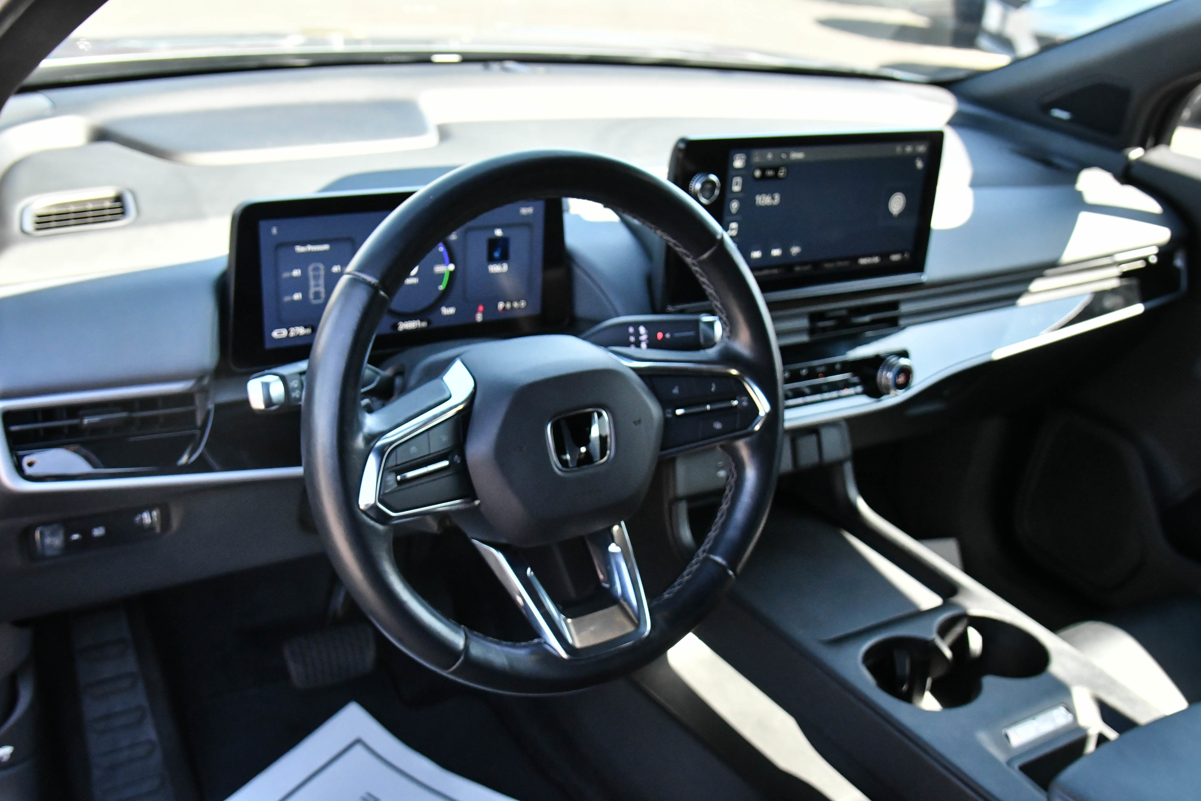 Used 2024 Honda Prologue Touring image 16