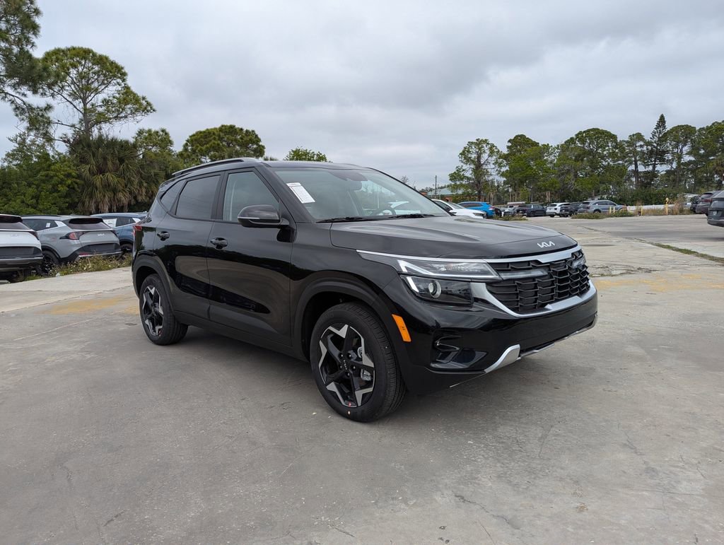 New 2026 Kia Seltos S FWD image 2