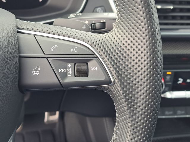 Used 2023 Audi SQ5 Premium Plus image 11