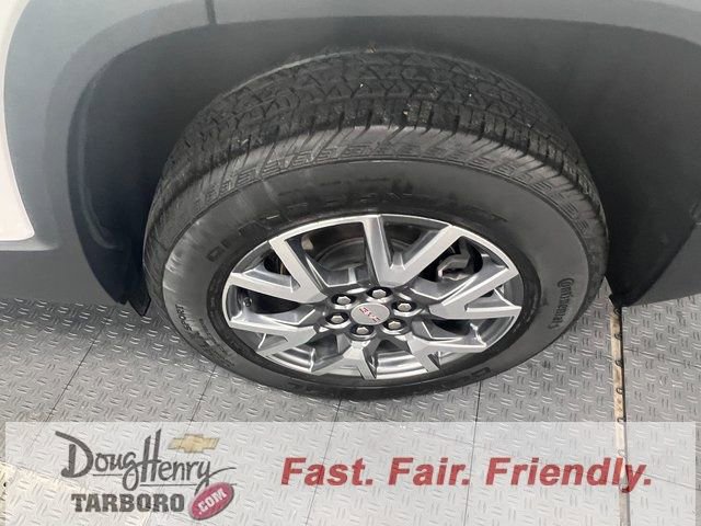 Used 2023 GMC Acadia SLT image 24