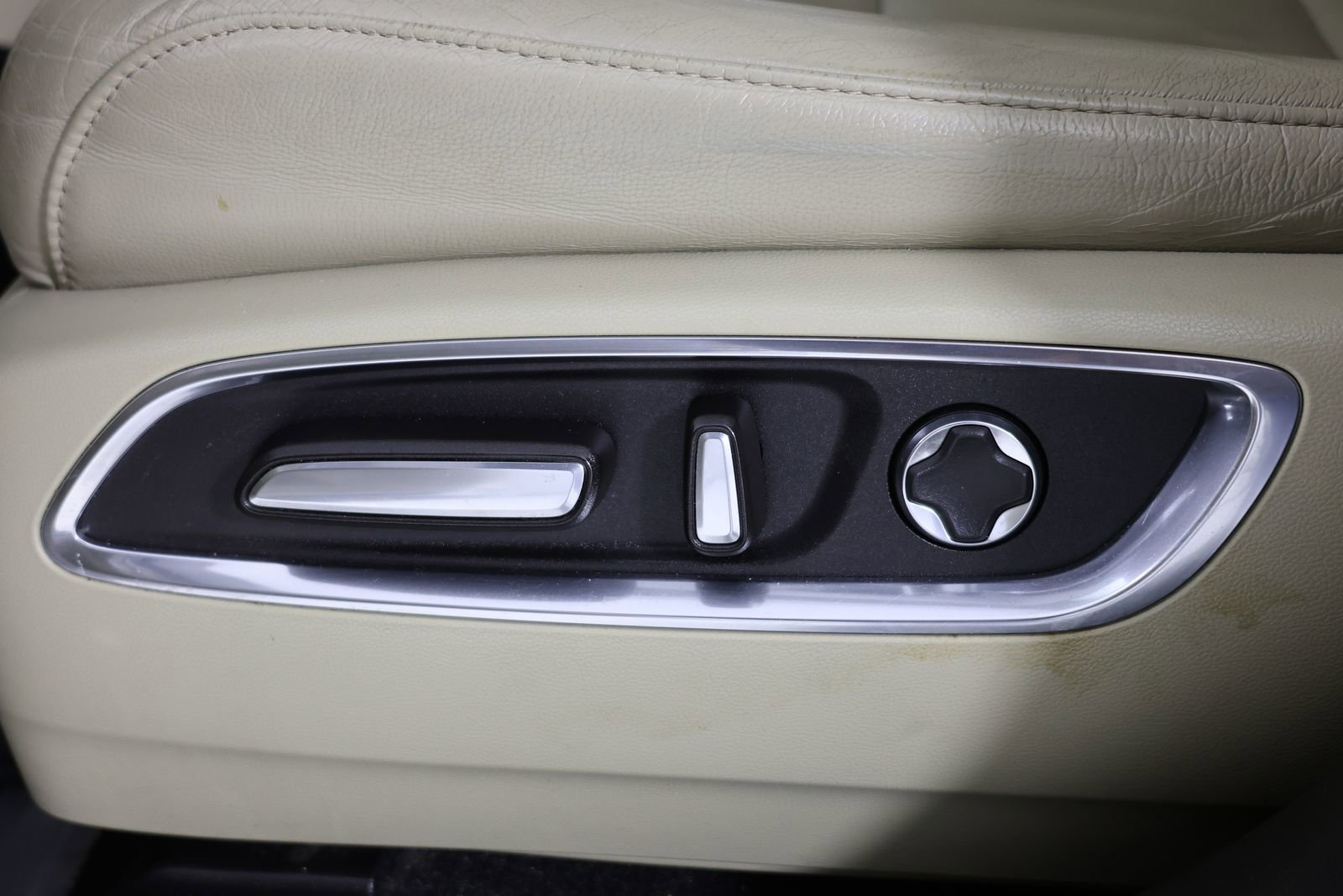 Used 2019 Acura MDX SH-AWD image 25