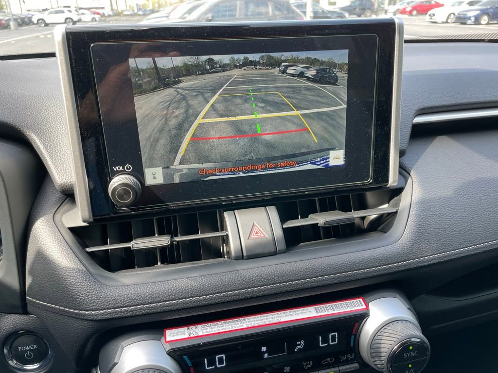 Used 2025 Toyota RAV4 XLE image 17
