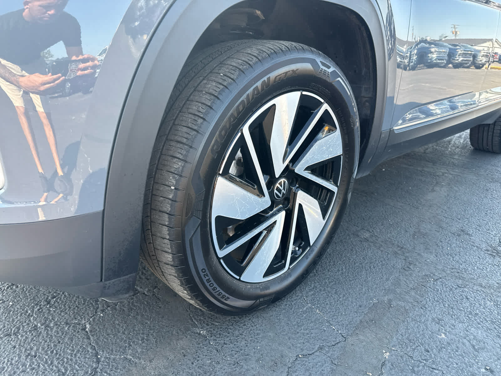 Used 2026 Volkswagen Atlas SEL AWD/4WD image 9