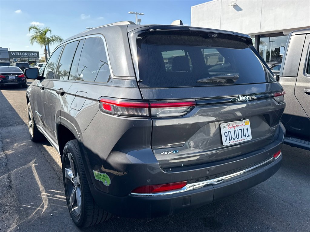 Used 2022 Jeep Grand Cherokee Limited 4xe w/ Luxury Tech Group II image 6