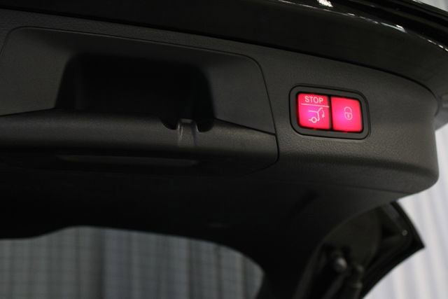 Used 2021 Mercedes-Benz GLA 250 4MATIC image 32