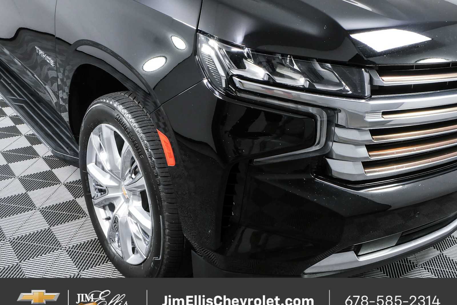 Certified 2023 Chevrolet Tahoe High Country AWD/4WD image 40