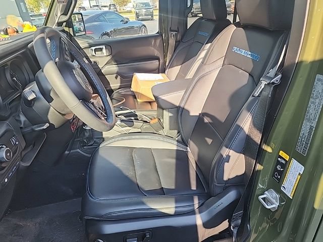 Used 2024 Jeep Wrangler Unlimited Rubicon 4xe AWD/4WD image 8