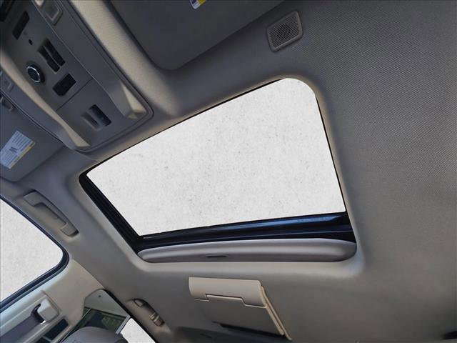 Used 2019 GMC Yukon Denali w/ Denali Ultimate Package image 16