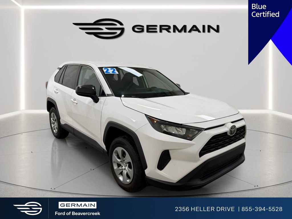 Used 2022 Toyota RAV4 LE image 1