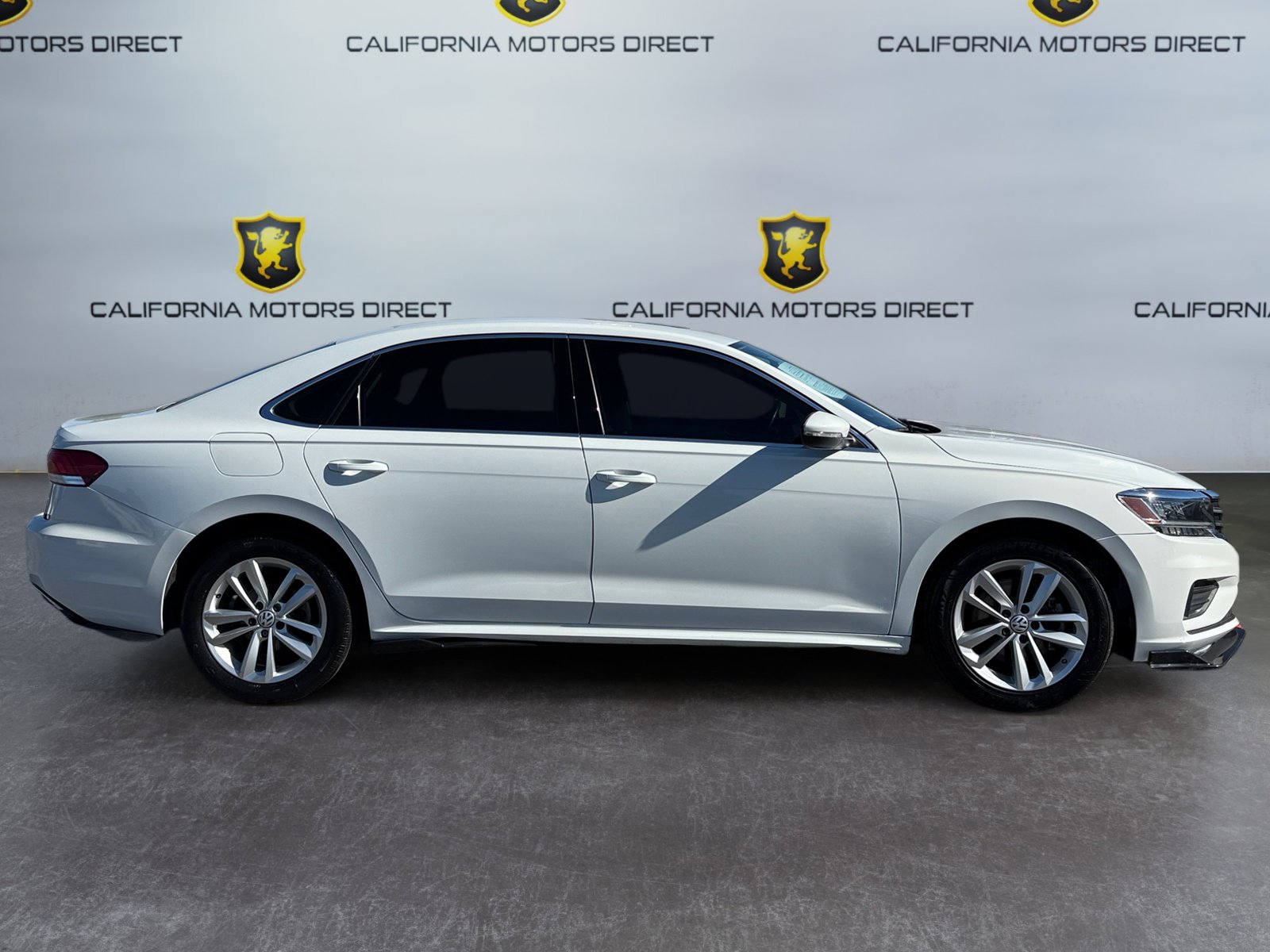 Used 2020 Volkswagen Passat 2.0T SE w/ Sunroof Package image 6