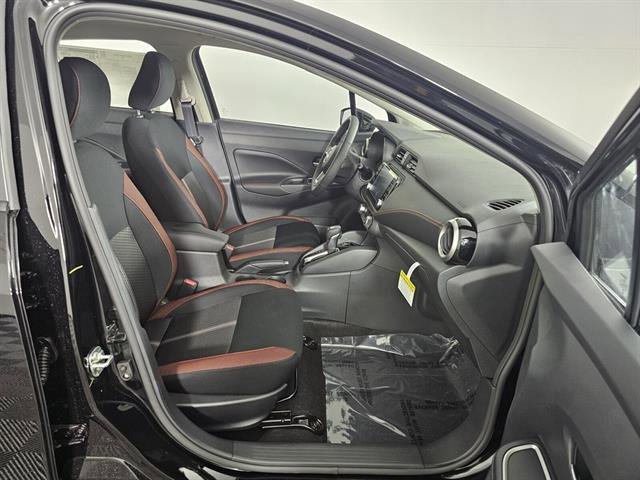 New 2025 Nissan Versa SR image 13