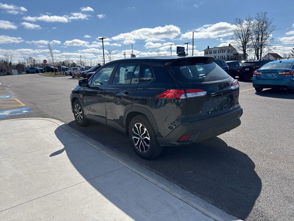 Used 2023 Toyota Corolla Cross S image 5