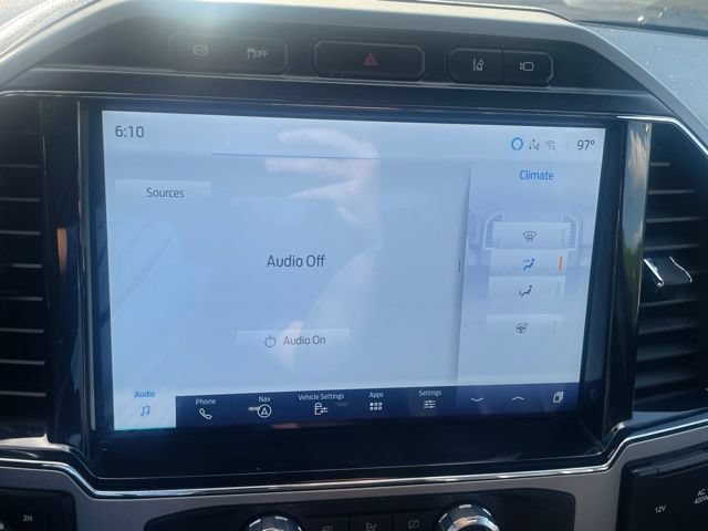 Used 2022 Ford F250 Lariat w/ Black Appearance Package AWD/4WD image 10