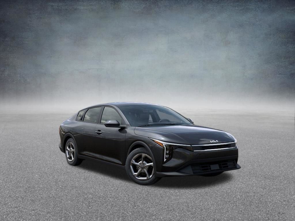 New 2026 Kia K4 LXS image 8