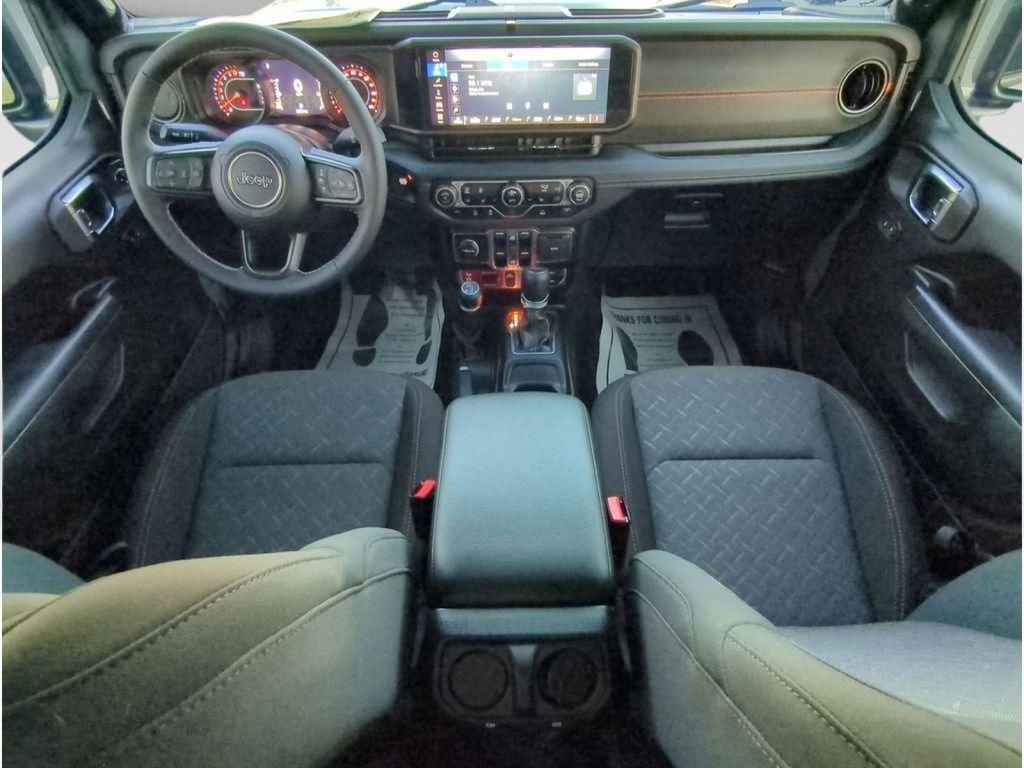 Used 2025 Jeep Gladiator Mojave w/ Steel Bumper Group image 13