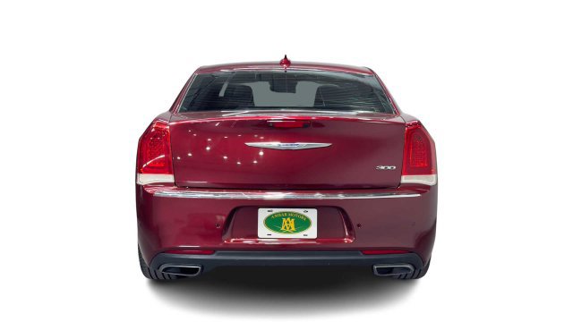 Used 2018 Chrysler 300 Limited w/ Safetytec Plus Group RWD image 3