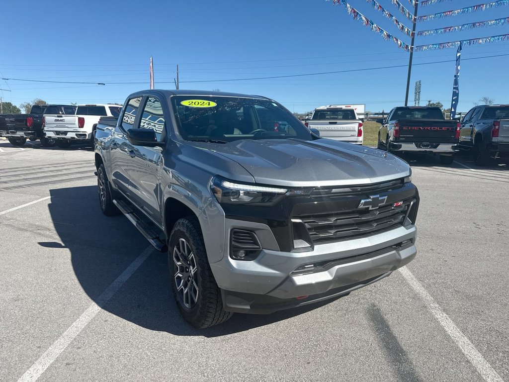 Used 2024 Chevrolet Colorado Z71 w/ Z71 Convenience Package 2 AWD/4WD image 15