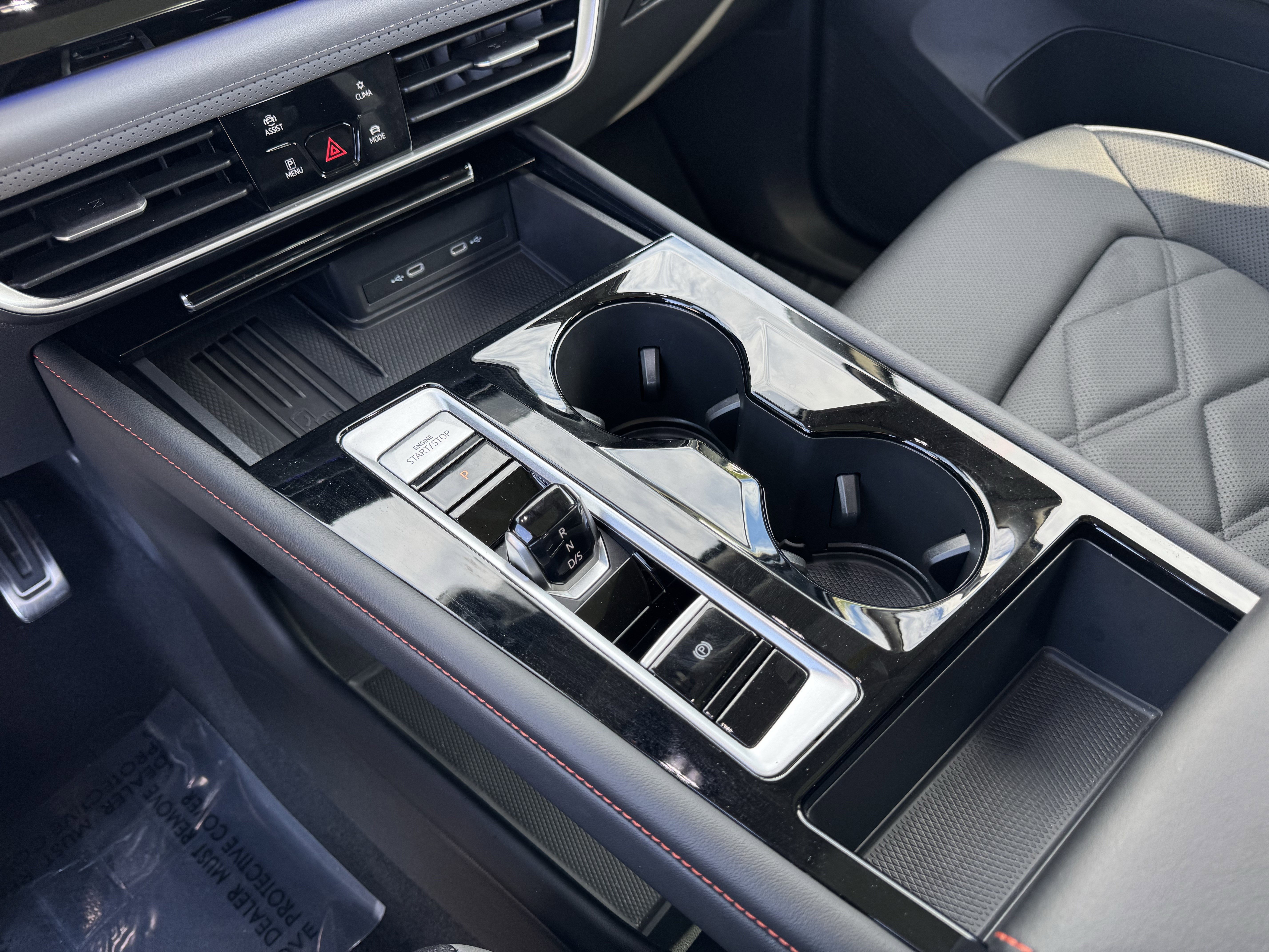 Certified 2025 Volkswagen Atlas Peak Edition SE image 29