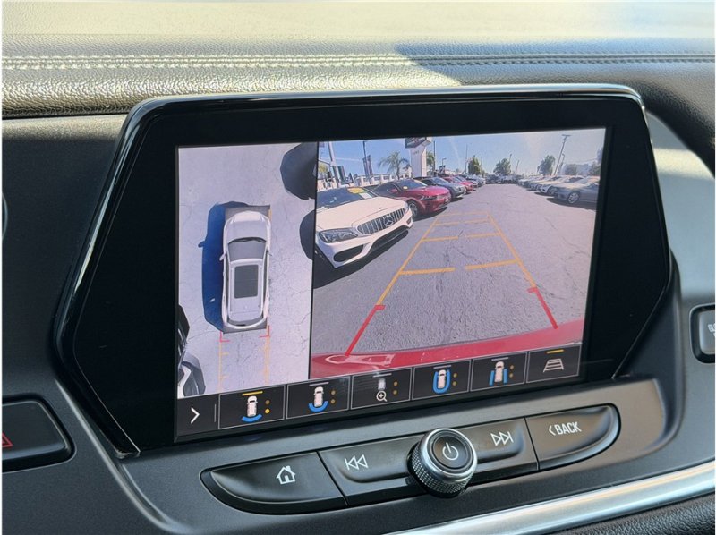 Used 2019 Chevrolet Blazer LT w/ Sound & Technology Package FWD image 53