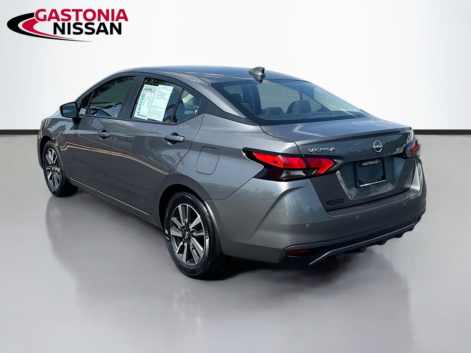 Used 2025 Nissan Versa SV FWD image 6