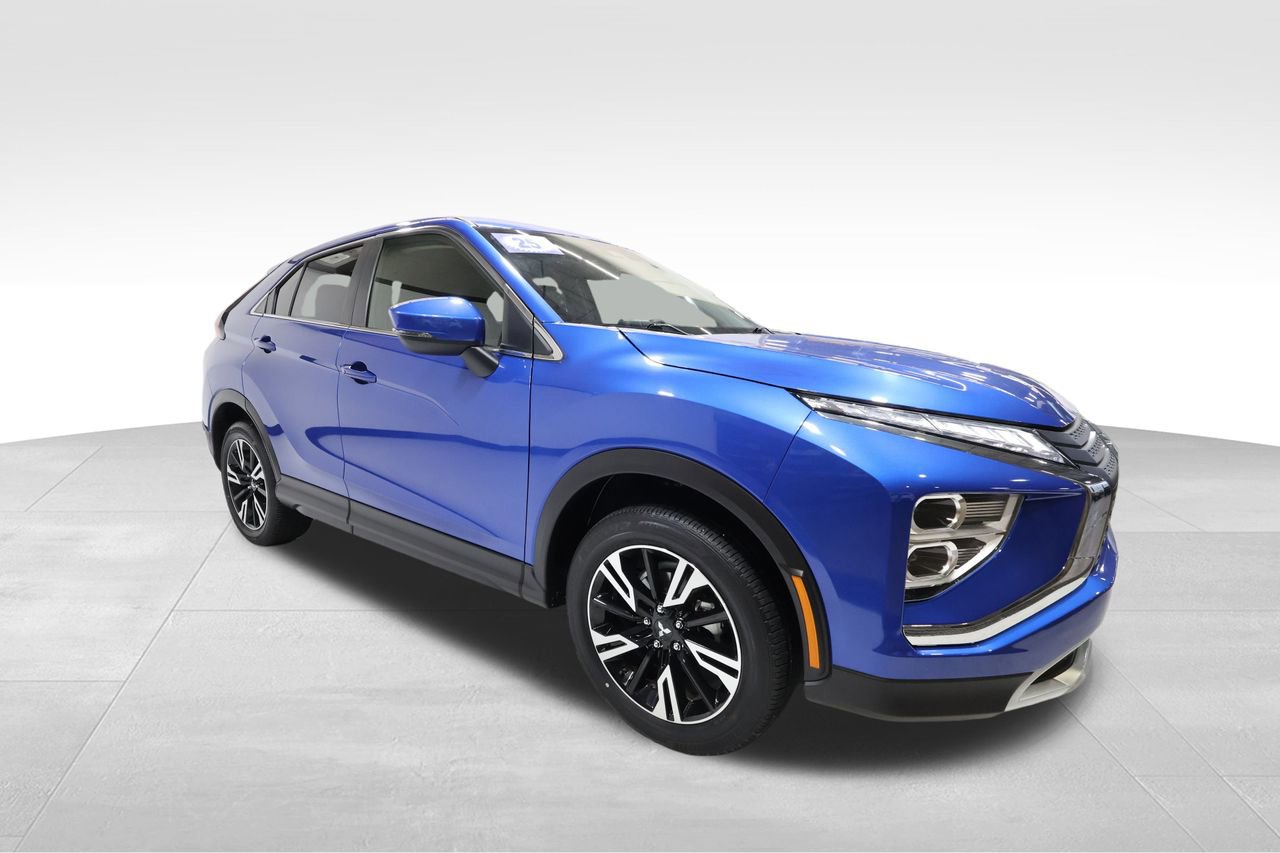 Used 2025 Mitsubishi Eclipse Cross Black Edition image 6