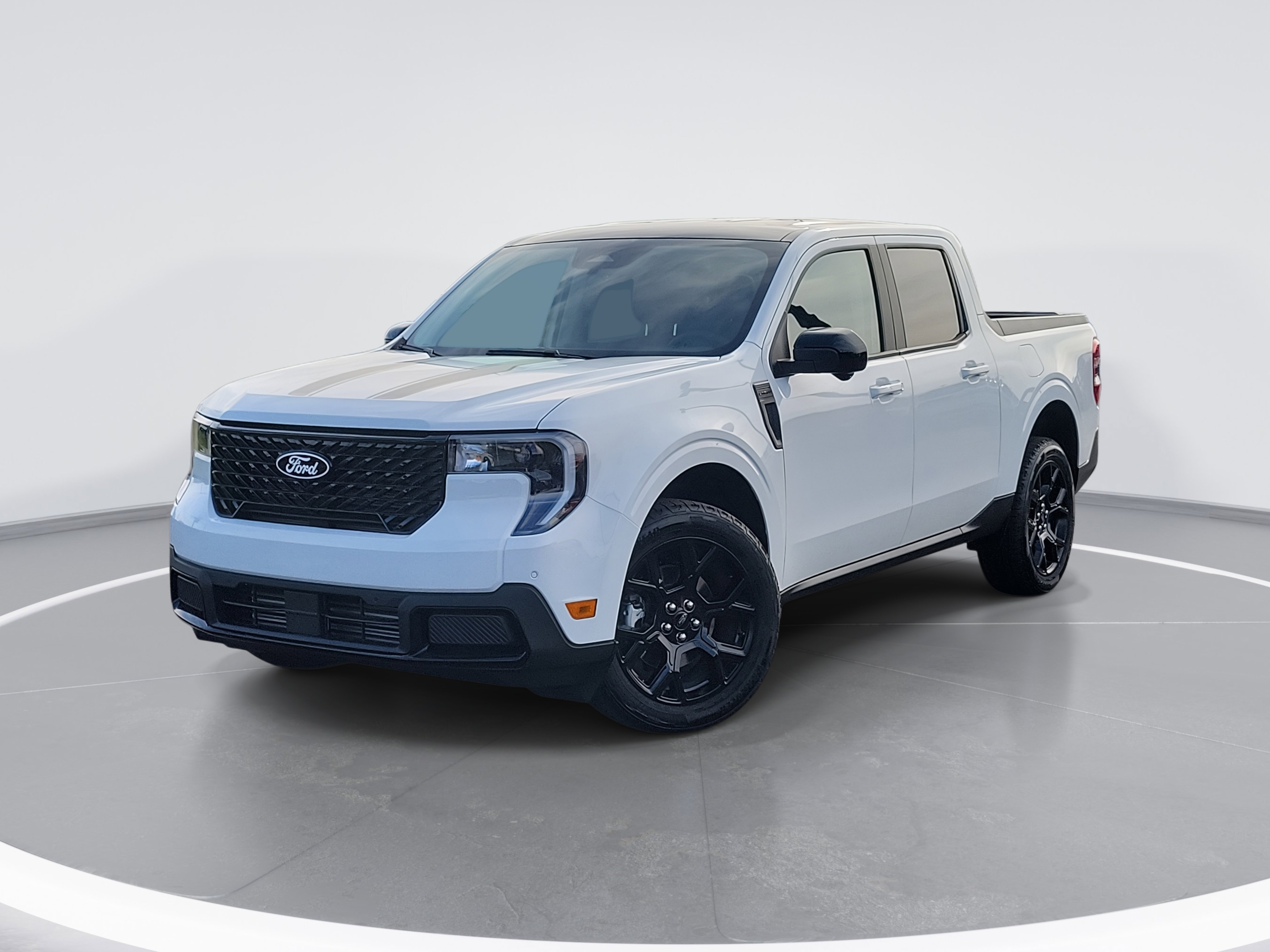 New 2025 Ford Maverick Lariat w/ Black Appearance Package