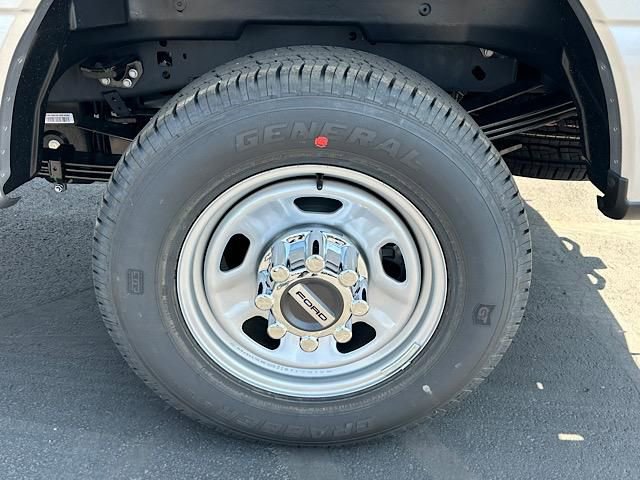 New 2024 Ford F350 XL w/ XL Chrome Package image 39