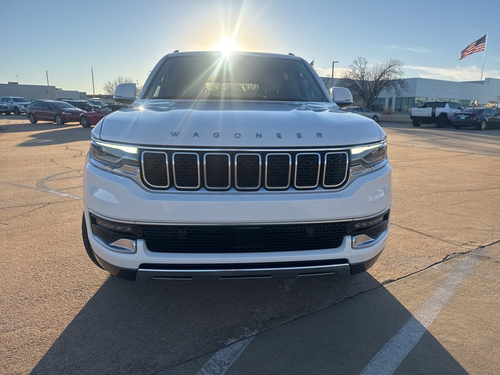 Used 2022 Jeep Wagoneer Series III w/ Premium Group I image 5