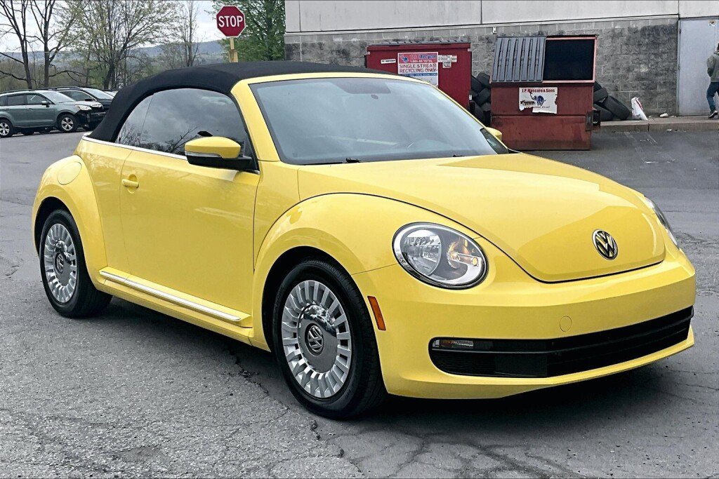 Used 2014 Volkswagen Beetle 1.8T FWD image 18
