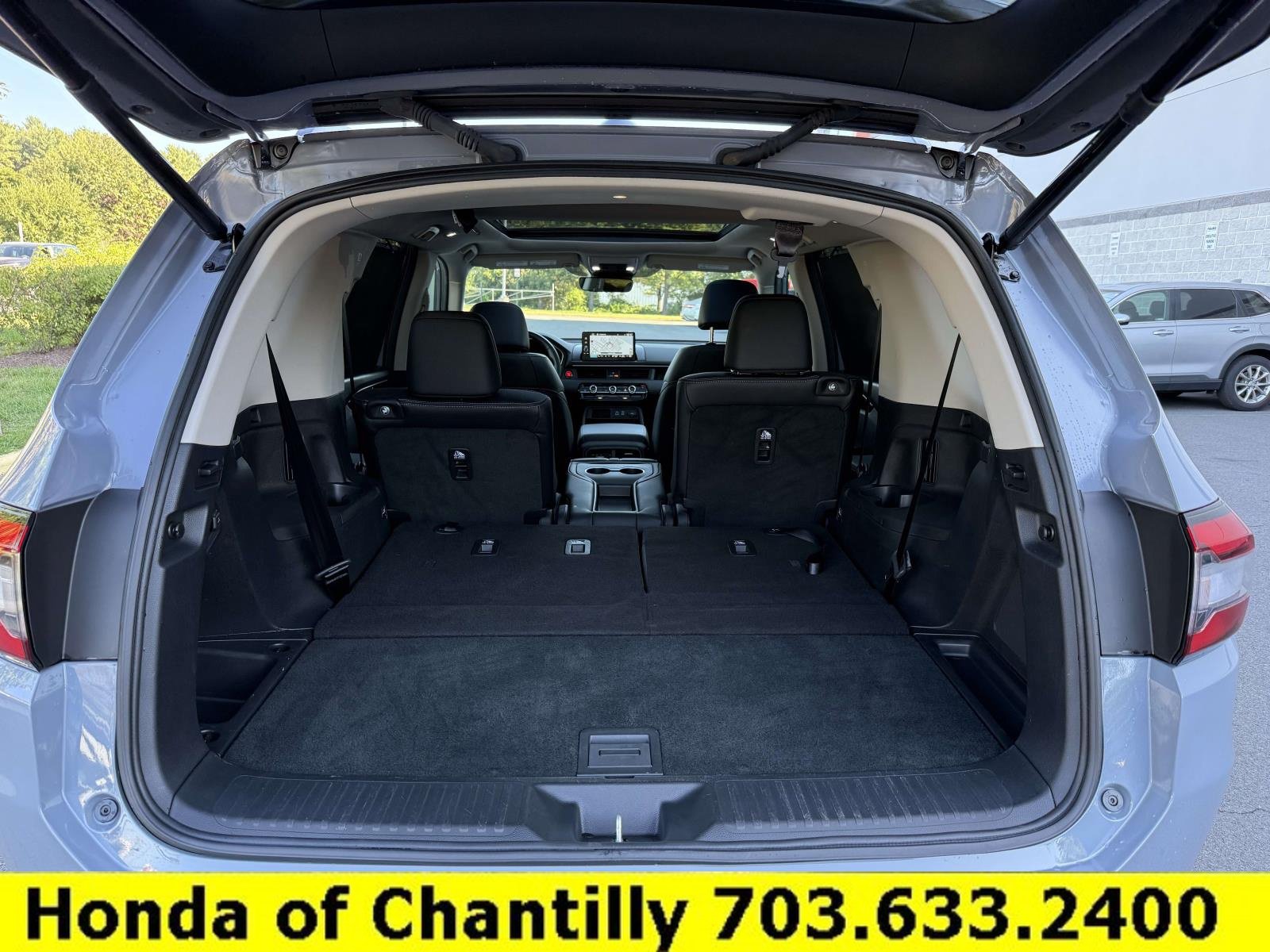 Certified 2025 Honda Pilot Touring image 30