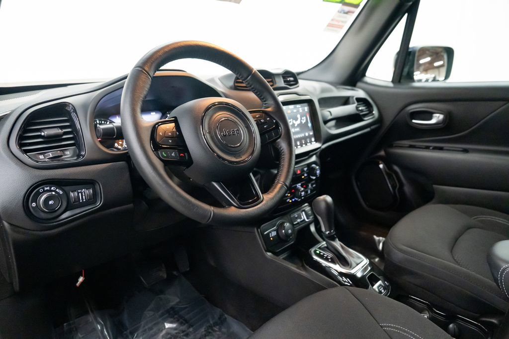 Used 2022 Jeep Renegade Altitude w/ Convenience Group image 23