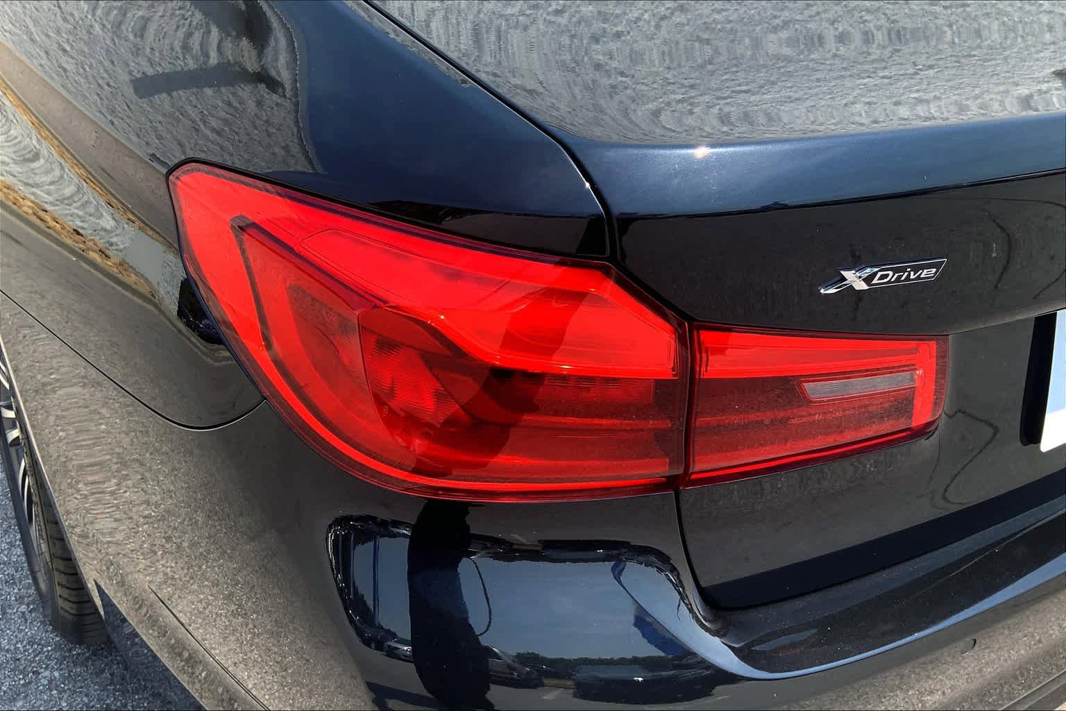 Used 2018 BMW 530i xDrive AWD/4WD image 27