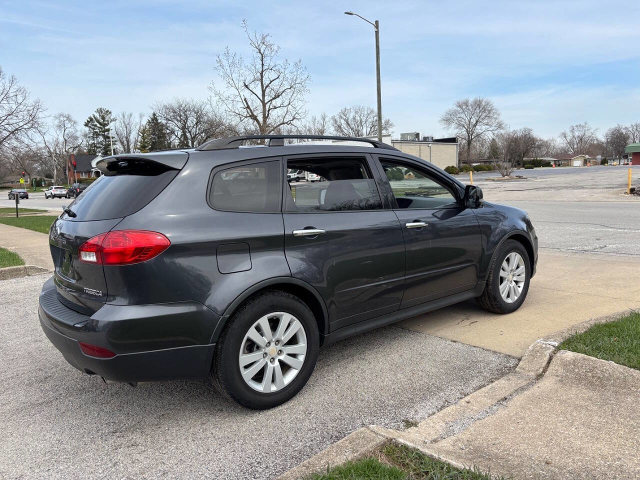 Used 2008 Subaru Tribeca Limited image 8