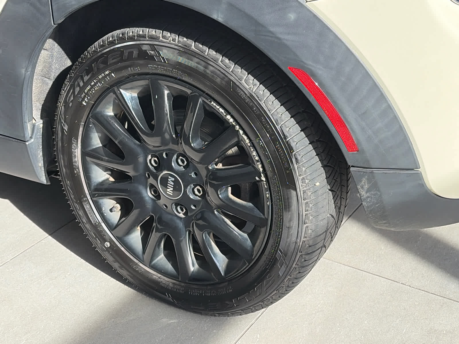 Used 2017 MINI Cooper 4-Door Hardtop FWD image 15