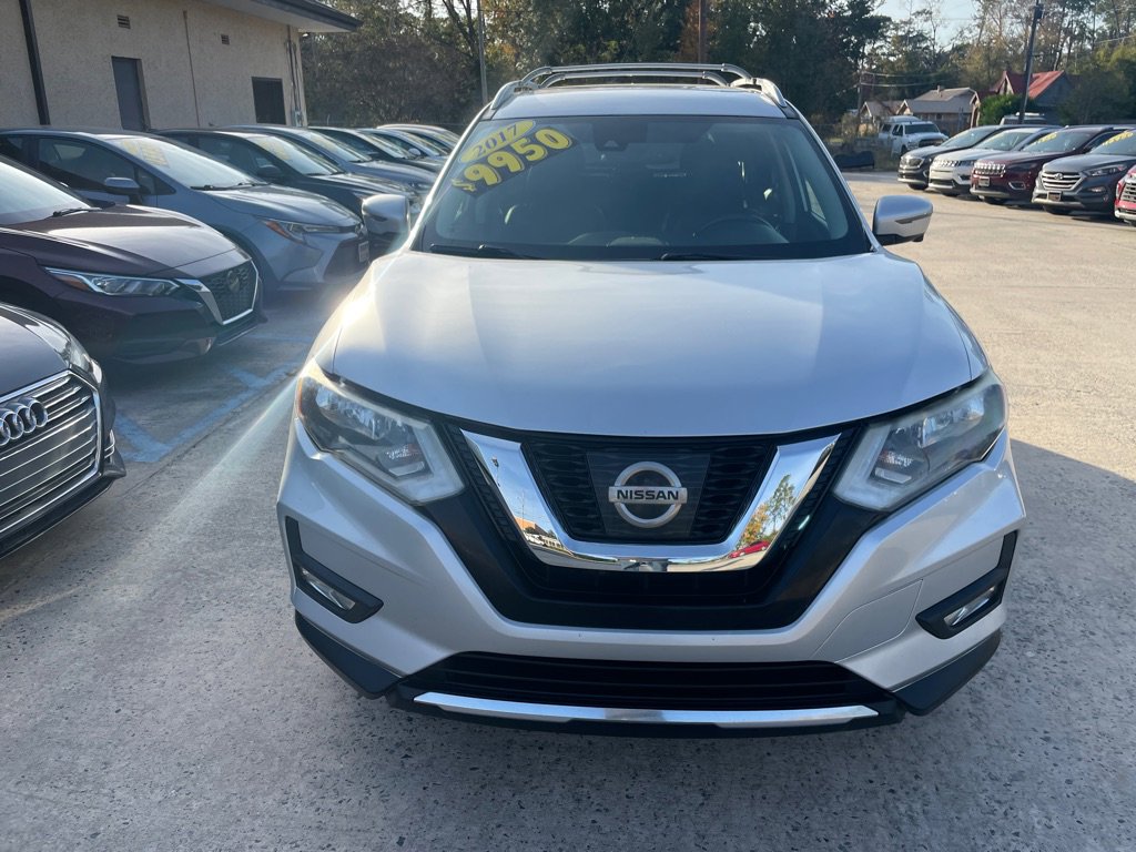 Used 2017 Nissan Rogue SL FWD image 3